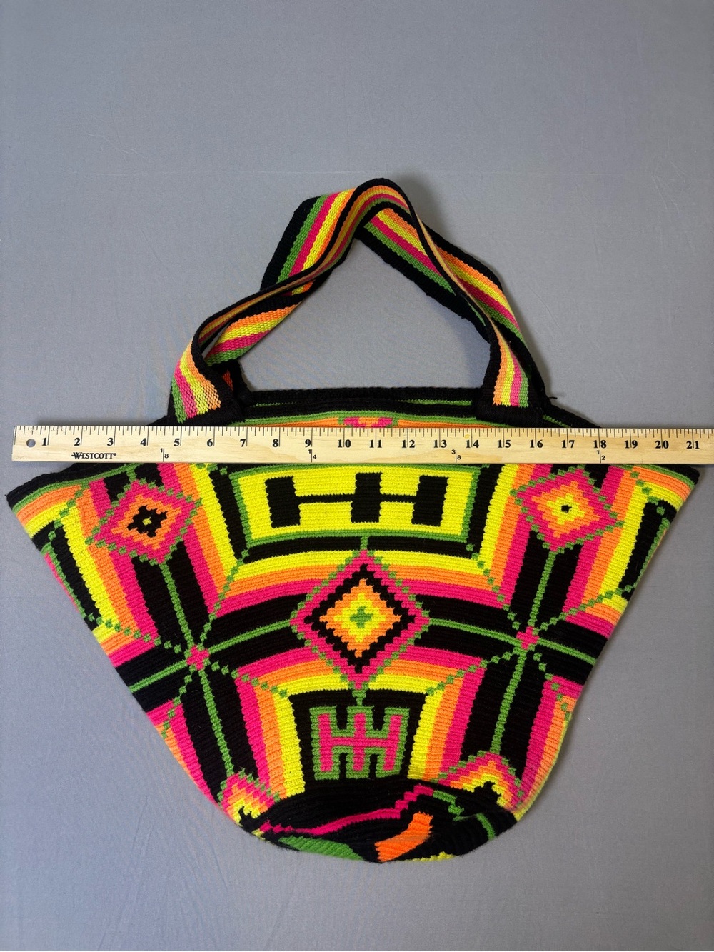 Gorgeous Wayuu Mochila Handwoven Neon Multicolor Geometric Tote Bag - Picture 2 of 6